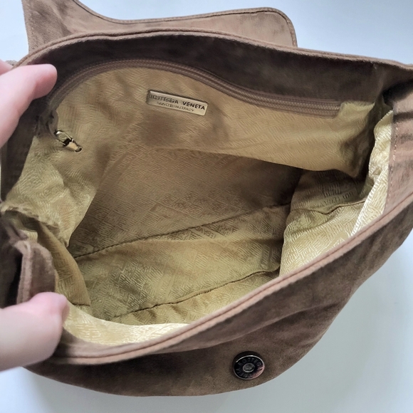 Bottega Veneta Brown Suede Shoulder Bag - Picture 12 of 14